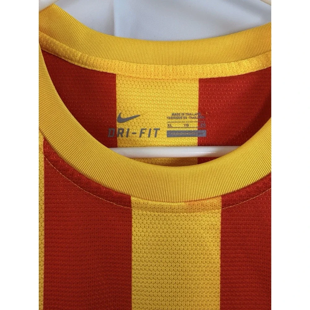 Nike FC Barcelona Dri-FIT Soccer Jersey XL Yellow/Red Qatar Airways O-515